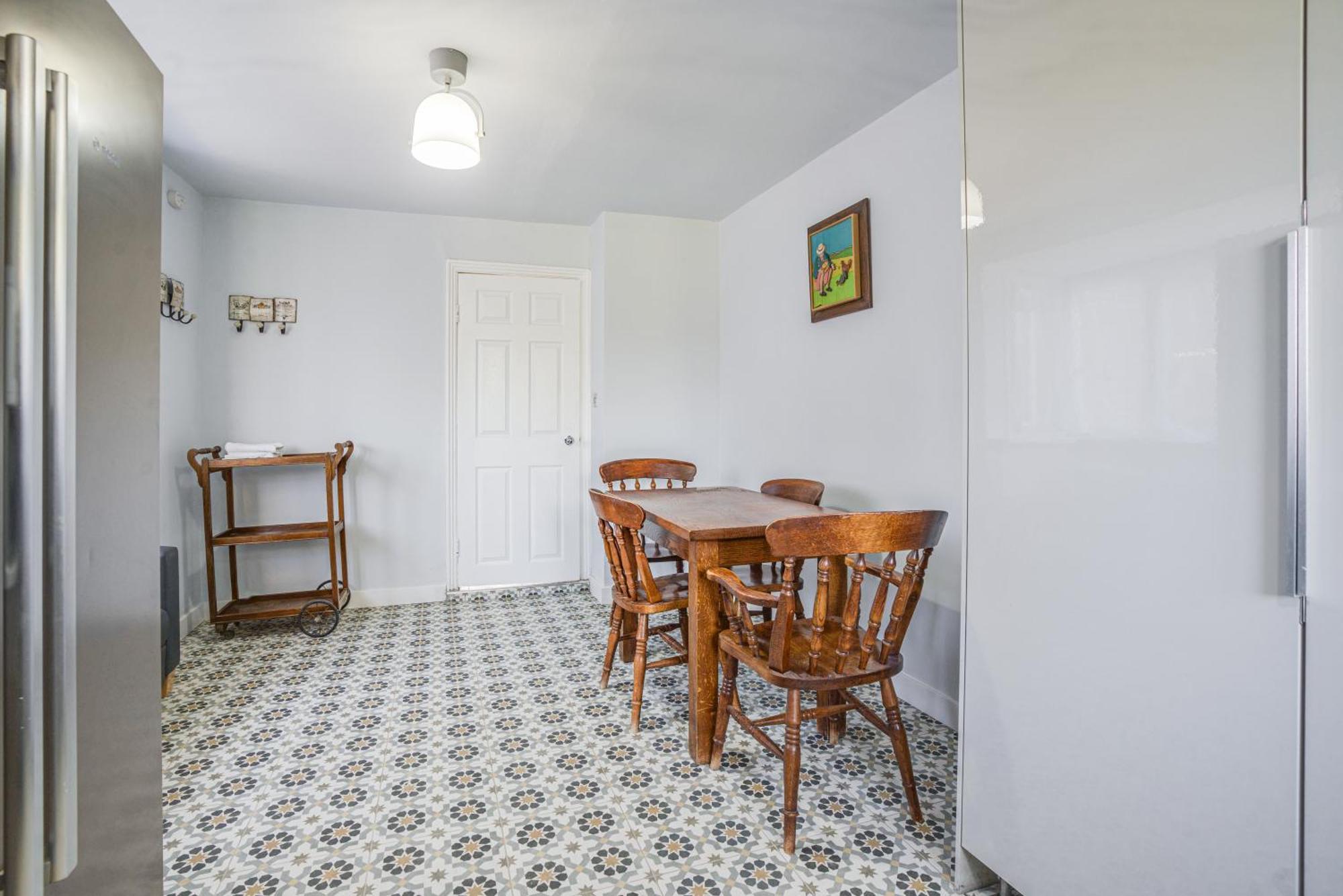Ferienhaus 150 Sqm 4br In East London, Groups & Families, Free Parking, Fast Wifi