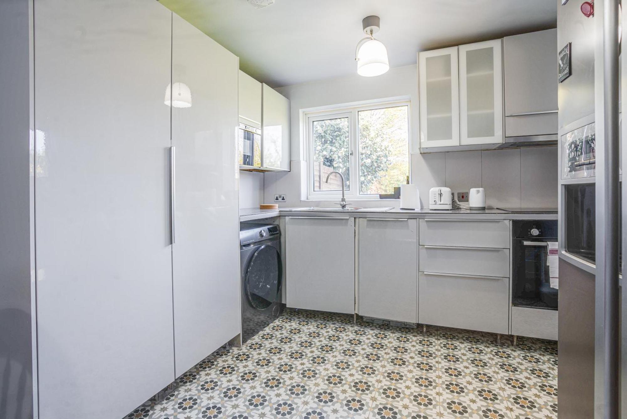 Ferienhaus 150 Sqm 4br In East London, Groups & Families, Free Parking, Fast Wifi *